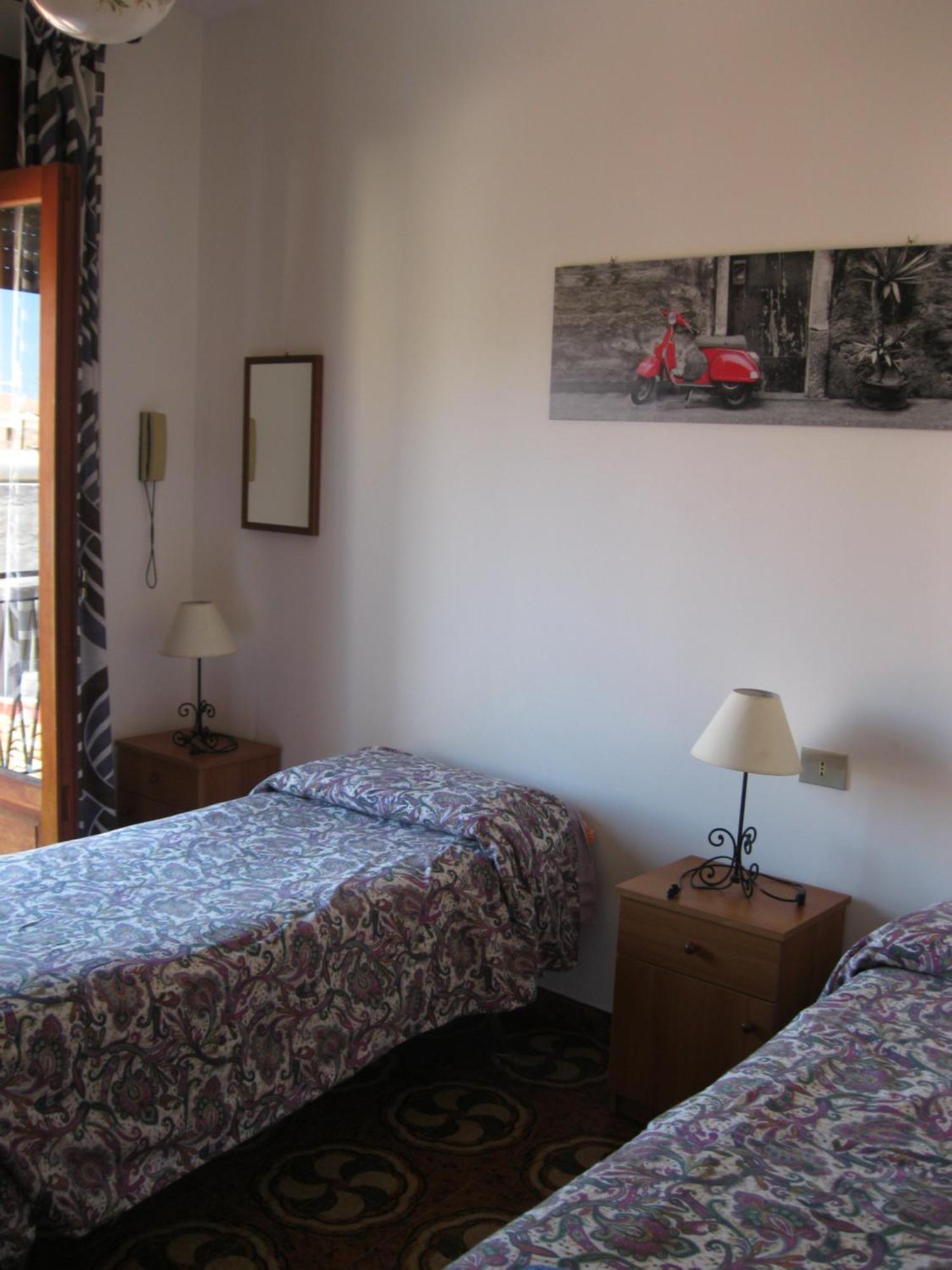 Hotel California Milazzo Phòng bức ảnh
