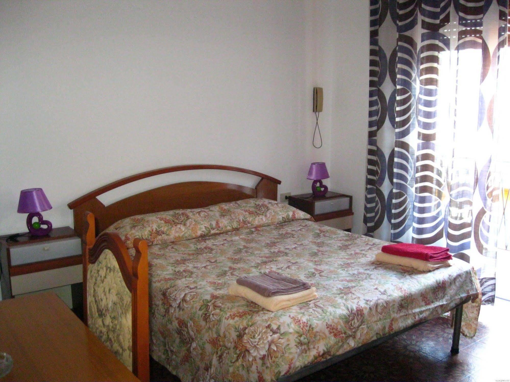 Hotel California Milazzo Ngoại thất bức ảnh